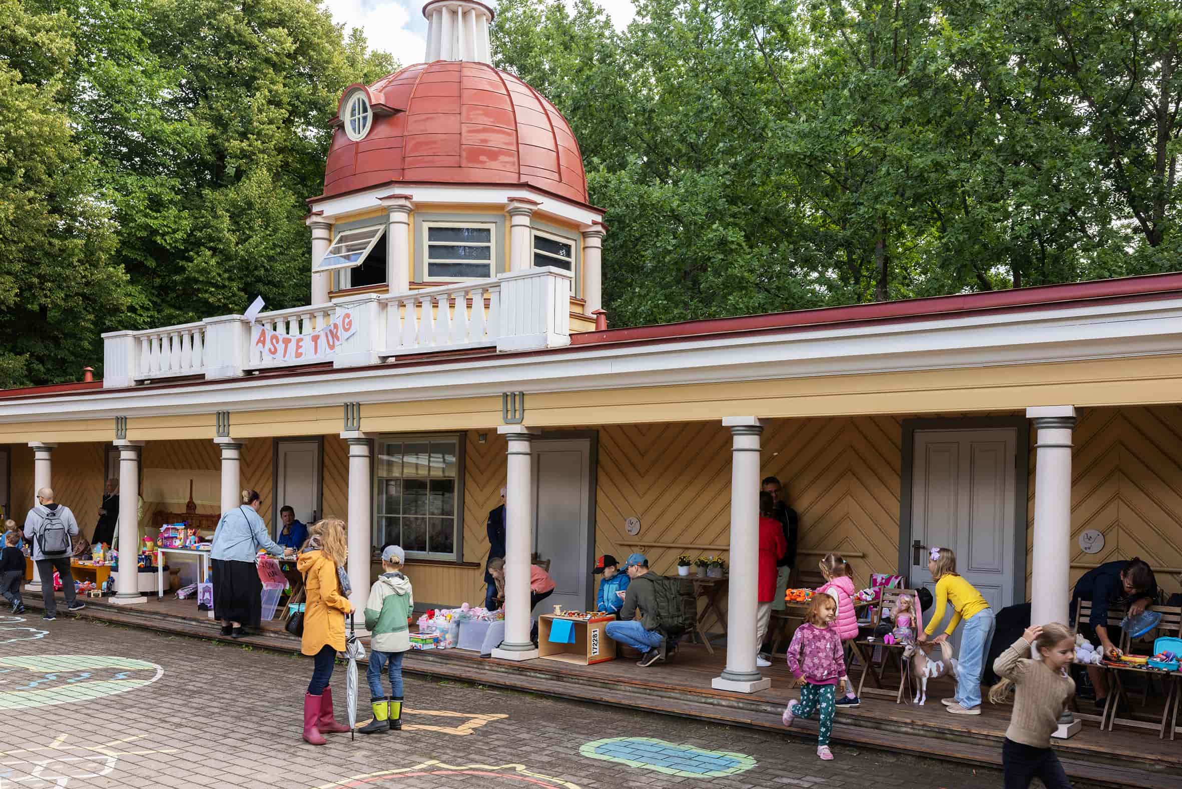 Children’s Museum Miiamilla holds various outdoor activities.